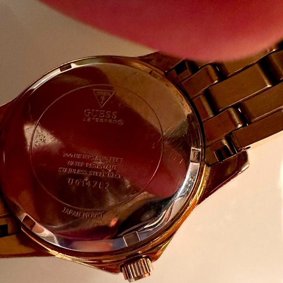 Women’s GUESS Multifunction Crystals Gold Stainless Steel Watch W0147L2/U0147L2 - Picture 6 of 6